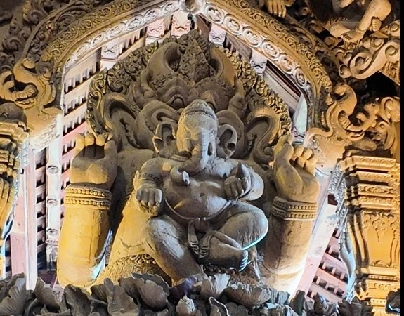 Sanctuary-of-Truth (10)