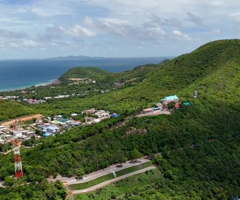 coral island top view